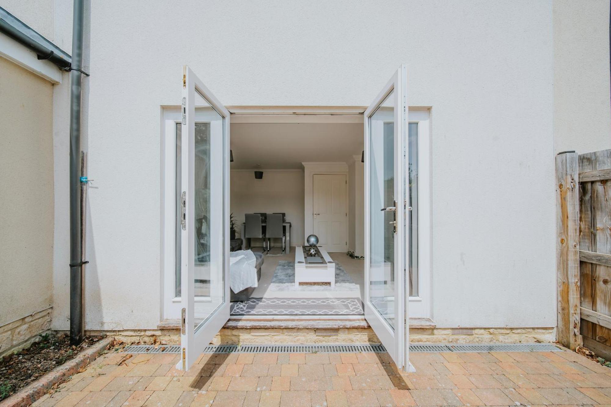 Linen Cottage- Parking, Leds, 4K Tvs, 5G Wifi And More! Bath Esterno foto
