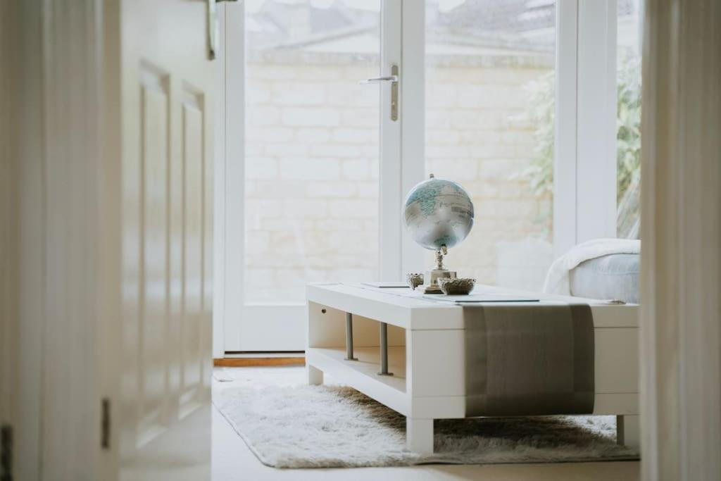Linen Cottage- Parking, Leds, 4K Tvs, 5G Wifi And More! Bath Esterno foto