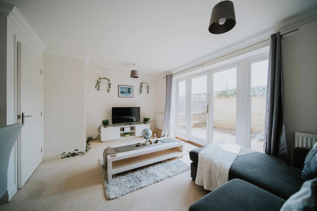 Linen Cottage- Parking, Leds, 4K Tvs, 5G Wifi And More! Bath Esterno foto